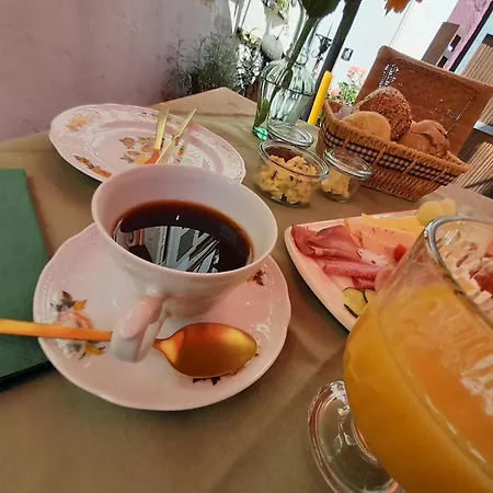 Altes Haeusle Am Waschbach Anno 1625 Und Doppelzimmer *