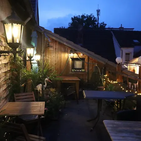 Altes Haeusle Am Waschbach Anno 1625 Und Privat 埃登科本