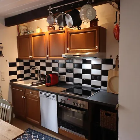 Altes Haeusle Am Waschbach - Historisches Haeuschen Mit Privat & Sauna Apartman