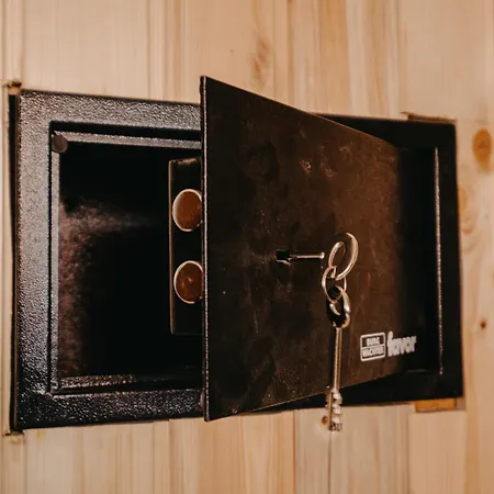 Apartment Altes Haeusle Am Waschbach Anno 1625 Und Doppelzimmer *