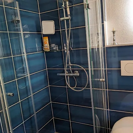 Apartman Altes Haeusle Am Waschbach - Historisches Haeuschen Mit Privat & Sauna Edenkoben