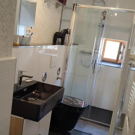 Apartman Altes Haeusle Am Waschbach - Historisches Haeuschen Mit Privat & Sauna