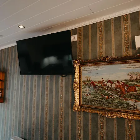 Altes Haeusle Am Waschbach Anno 1625 Und Doppelzimmer * Эденкобен