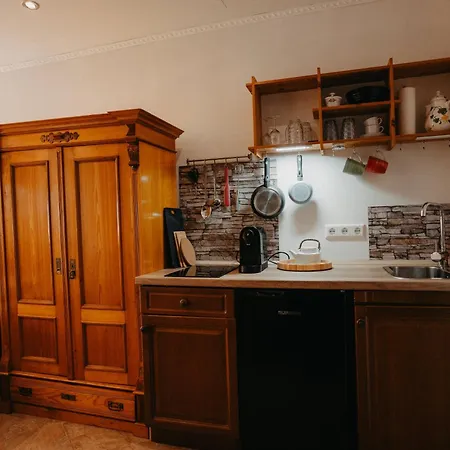 Altes Haeusle Am Waschbach - Historisches Haeuschen Mit Privat & Sauna Apartman