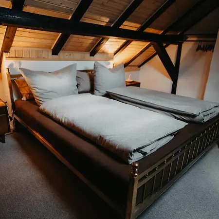 Altes Haeusle Am Waschbach - Historisches Haeuschen Mit Privat & Sauna Apartman