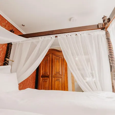 Altes Haeusle Am Waschbach - Historisches Haeuschen Mit Privat & Sauna