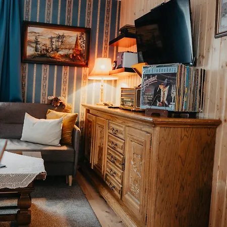 Apartment Altes Haeusle Am Waschbach Anno 1625 Und Doppelzimmer