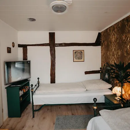 Altes Haeusle Am Waschbach - Historisches Haeuschen Mit Privat & Sauna *