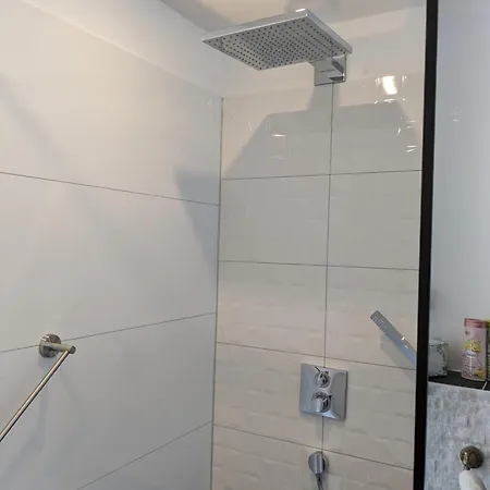 Altes Haeusle Am Waschbach - Historisches Haeuschen Mit Privat & Sauna * Edenkoben