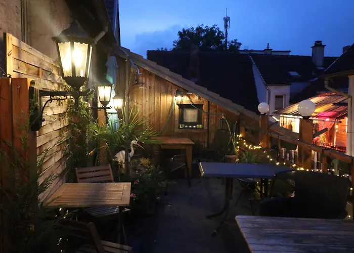 Altes Haeusle Am Waschbach Anno 1625 Und Doppelzimmer 埃登科本