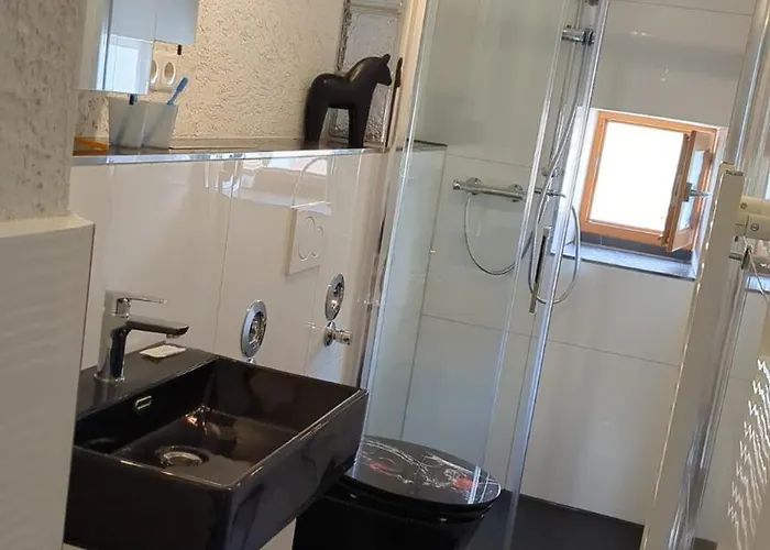 Apartment Altes Haeusle Am Waschbach Anno 1625 Und Doppelzimmer